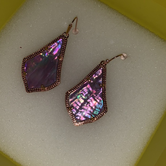 Kendra Scott purple abalone Alex earrings - Picture 2 of 3